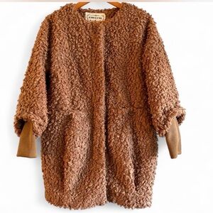 Teddy brown coat by as know as the base